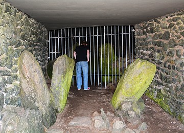 Entrance to Barclodiad Y Gawres burial chamber