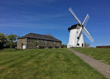 Melyn Llynon windmill on Anglesey in early Spring