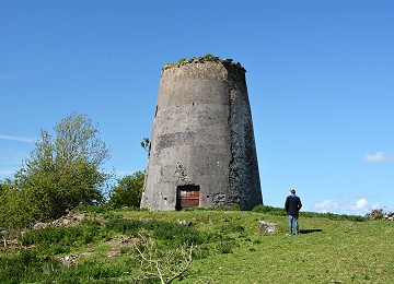 Looking at the old Melin Maengwyn