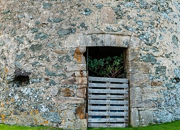 One of the doorways at Melin Hermon