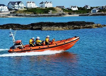 Trearddur Bay lifeboat out on exercise
